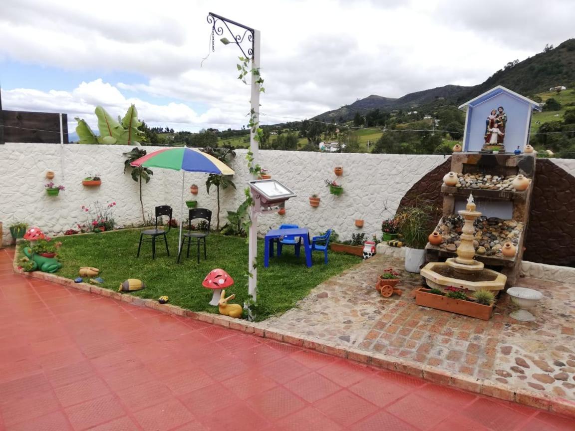 Portal De La Cascada - Mongui Hotel Kültér fotó